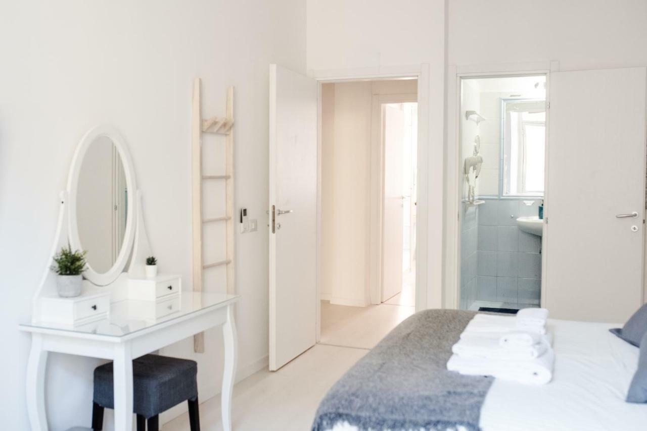 White Fanti Apartment Roma Exterior foto